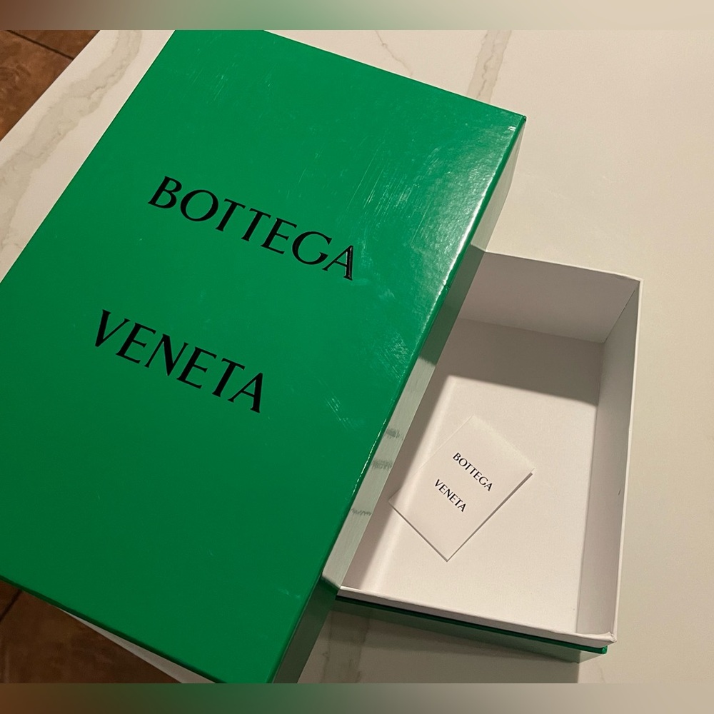 Bottega Box